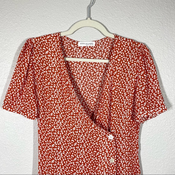 Keen The Label by The Shop Laguna Beach Rosie Wrap Midi Dress Red Coral Size S - Picture 3 of 10